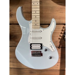 Yamaha-PA112VM-IB ICE BLUE