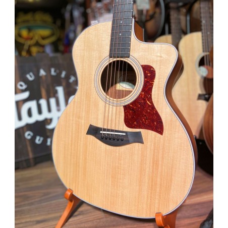 Taylor 214ce Rosewood / Spruce