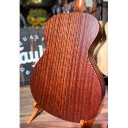 Taylor Guitars AD22e