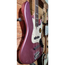 Marcus Miller V7 Alder 4 BUREN Side