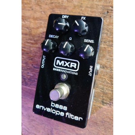 MXR Bass Envelope Filter M82