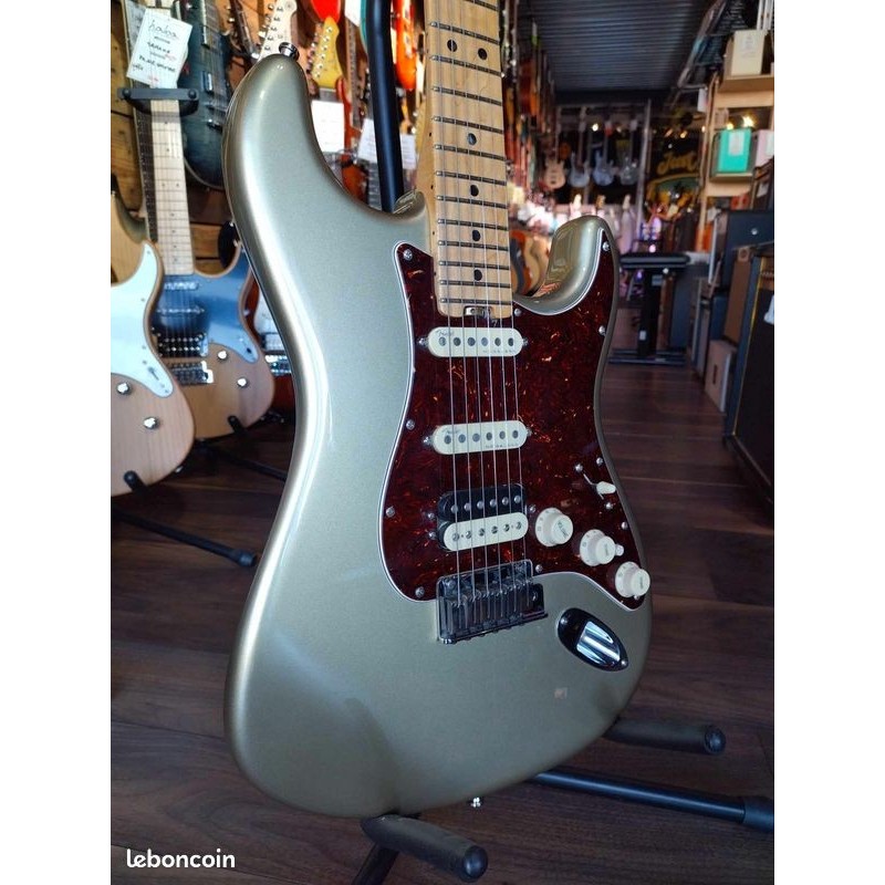 Fender Stratocaster American Elite HSS Occasion