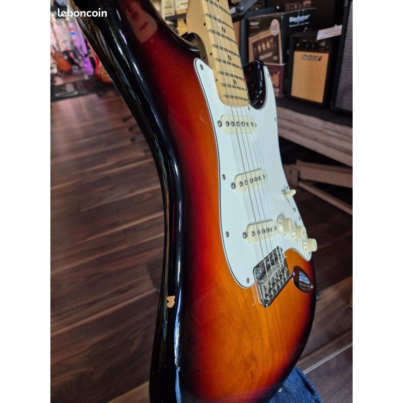 Fender Stratocaster American Standard 2012 MN 3TS OCCASION