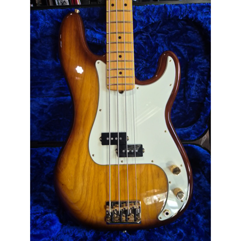 Fender_precision_bass_commemorative_75th_anniversary