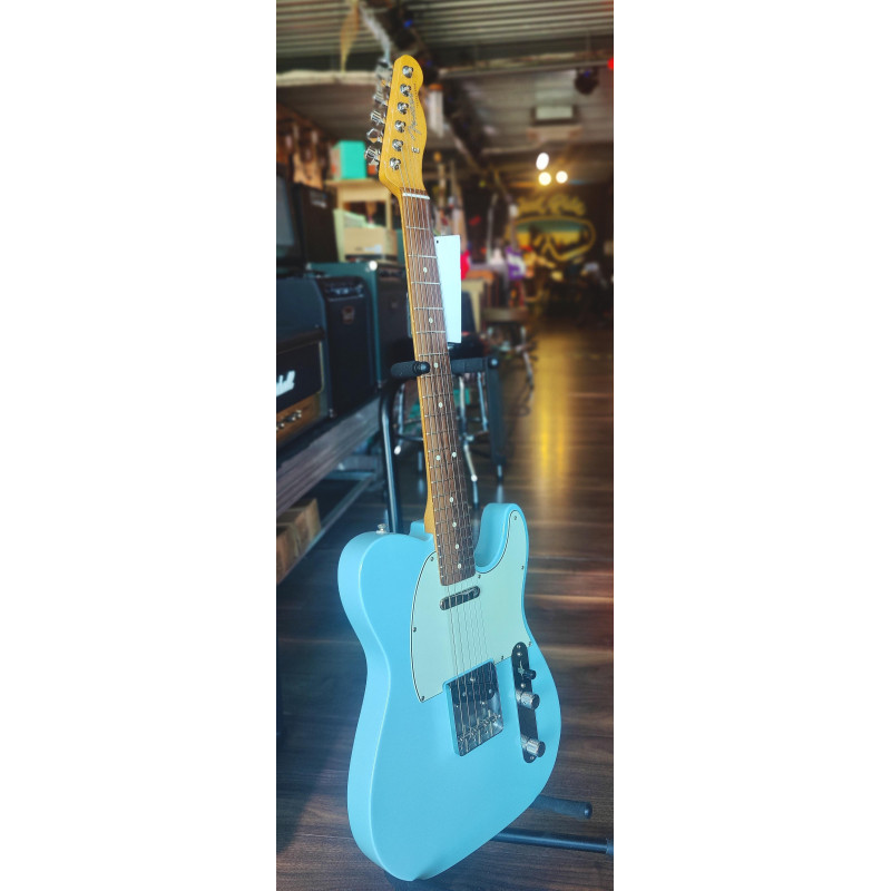 Fender Vintera II Sonic Blue d'occasion