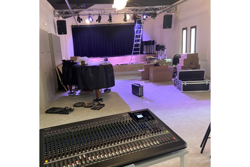 Installation audio et lumières de l'auditorium du Conservatoire de Musique M  de Pélissanne